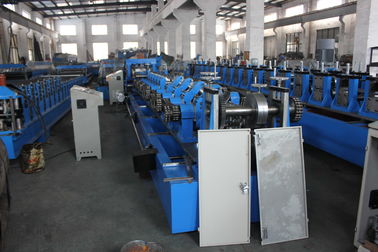 चीन सीजीआर शहतीर कोल्ड रोल बनाने की मशीन Q195 / Q235 कार्बन स्टील आपूर्तिकर्ता