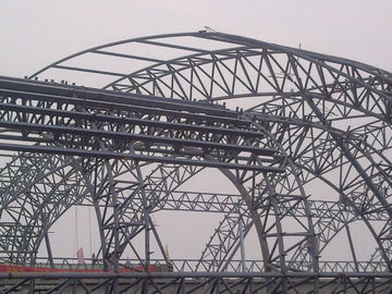 चीन Tekla Xsteel डिजाइन औद्योगिक इस्पात इमारतें सुविधाजनक साइट निर्माण आपूर्तिकर्ता